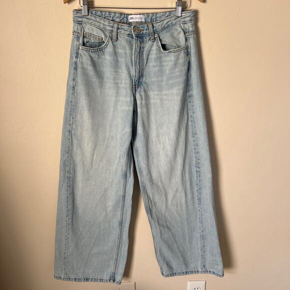 ZARA Women's Light Wash Wide Leg Denim Jeans Size 6 - Picture 1 of 5